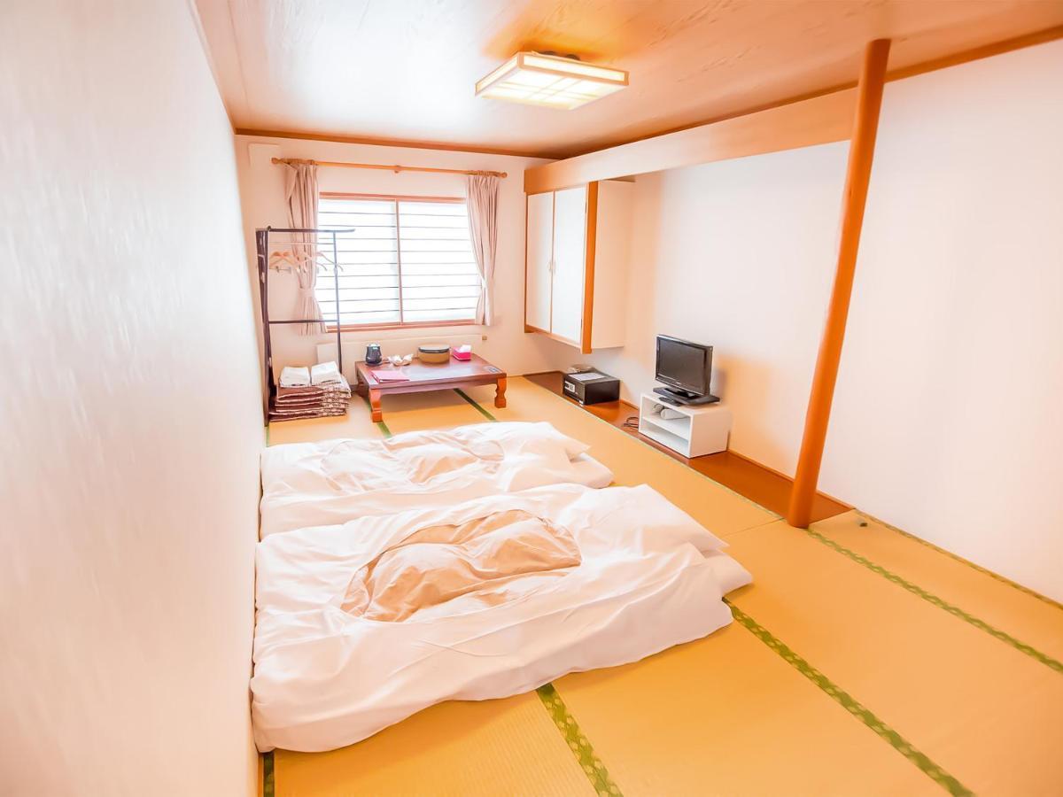 Rusutsu Lodges Pension Lilla Huset Niseko Exterior foto