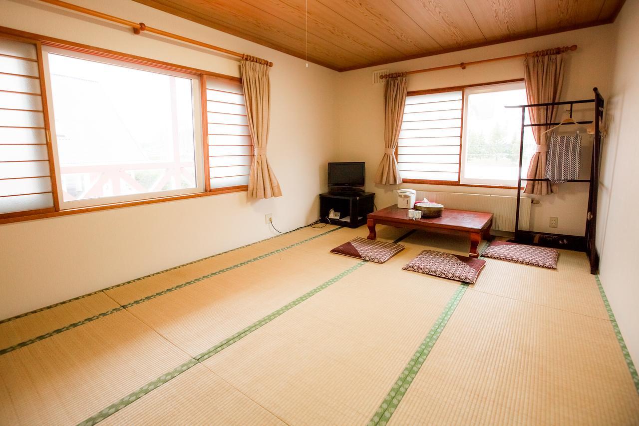Rusutsu Lodges Pension Lilla Huset Niseko Exterior foto