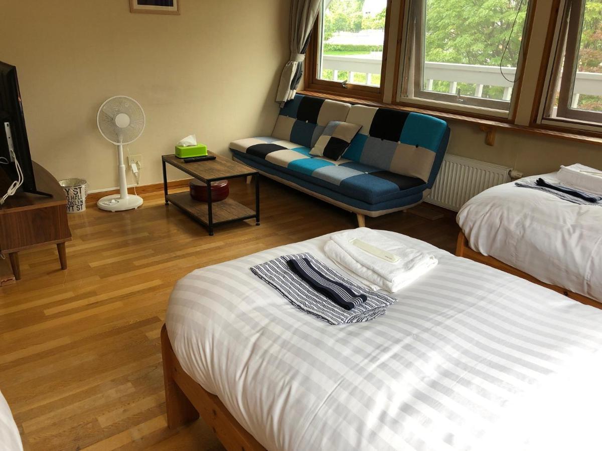 Rusutsu Lodges Pension Lilla Huset Niseko Exterior foto